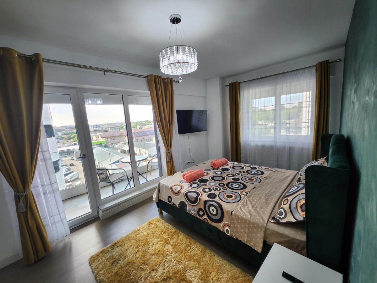 Near Airport 2 Rooms Apartments In Himson Iasi Exterior foto